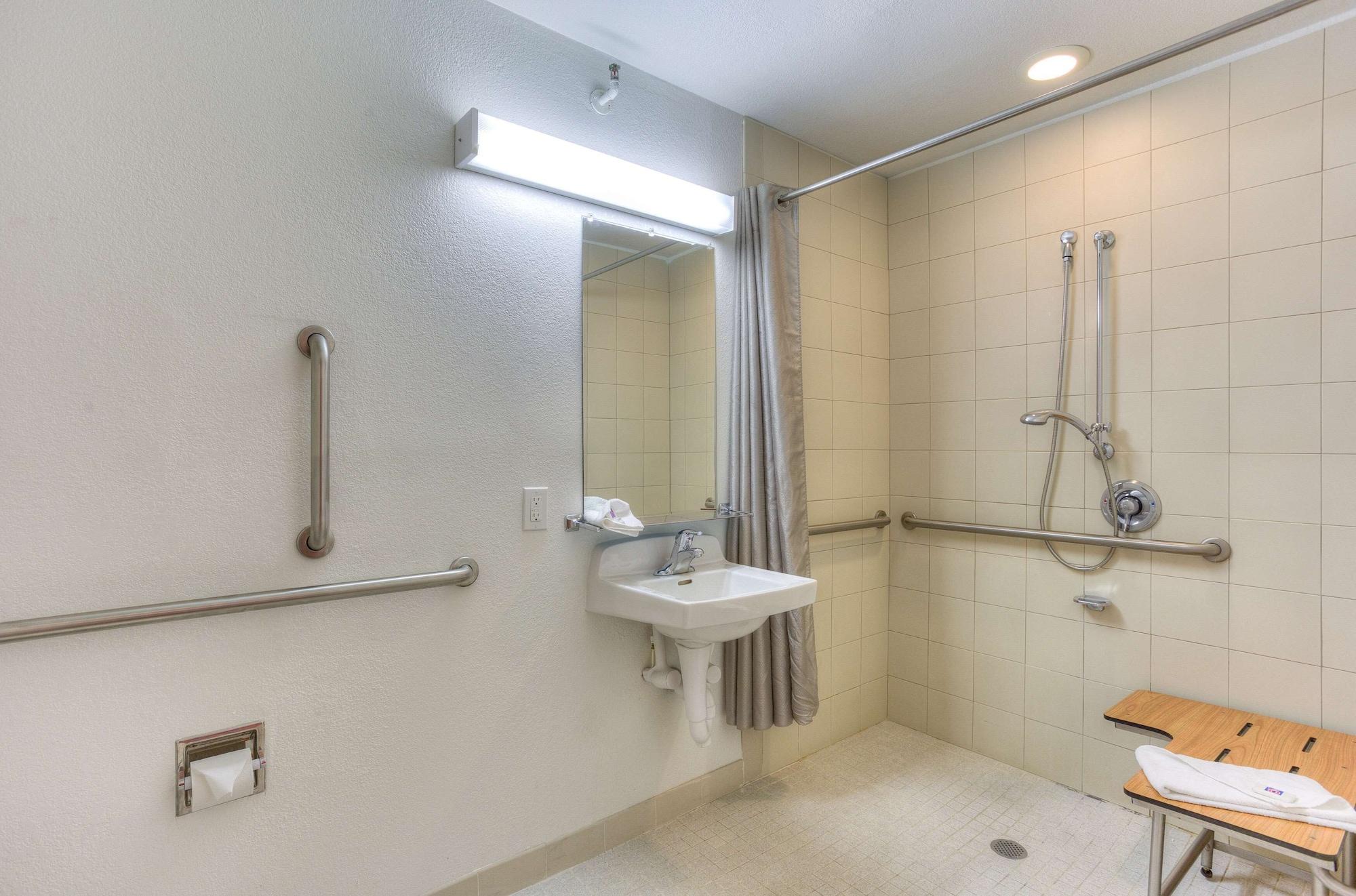 Motel 6-Tigard, Or - Portland South - Lake Oswego Экстерьер фото