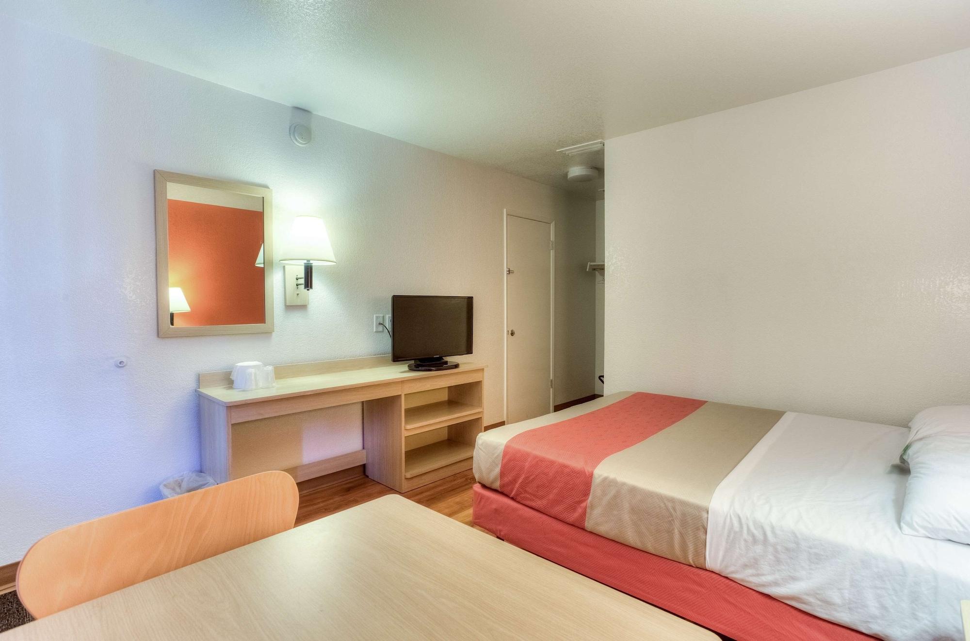 Motel 6-Tigard, Or - Portland South - Lake Oswego Экстерьер фото