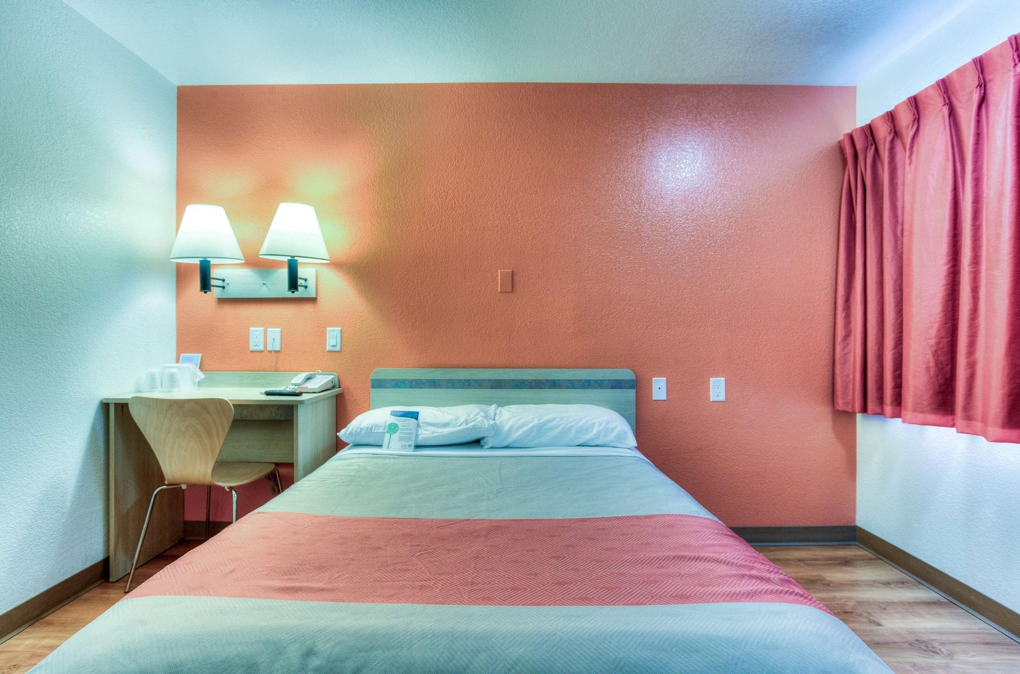 Motel 6-Tigard, Or - Portland South - Lake Oswego Экстерьер фото
