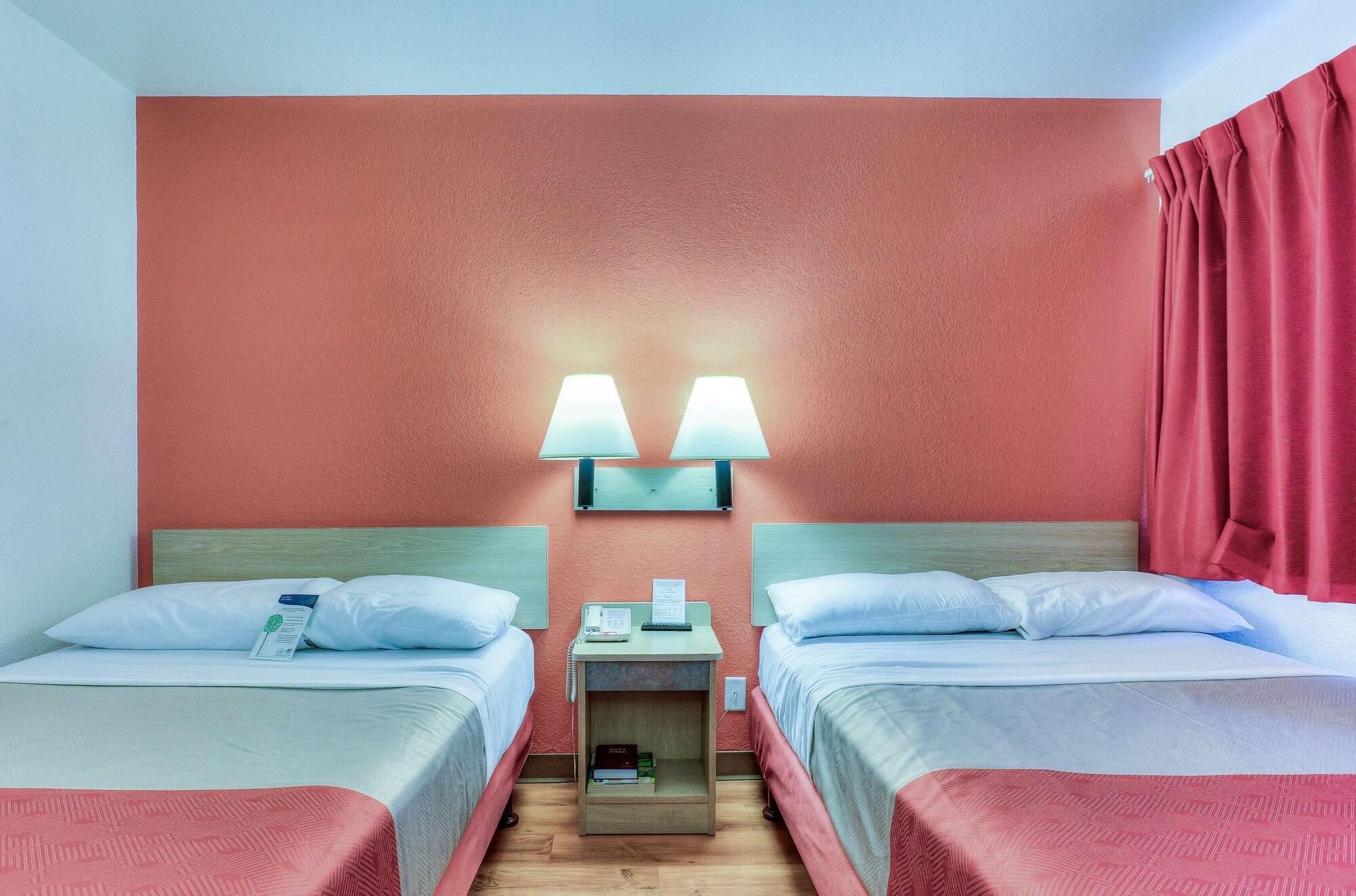 Motel 6-Tigard, Or - Portland South - Lake Oswego Экстерьер фото