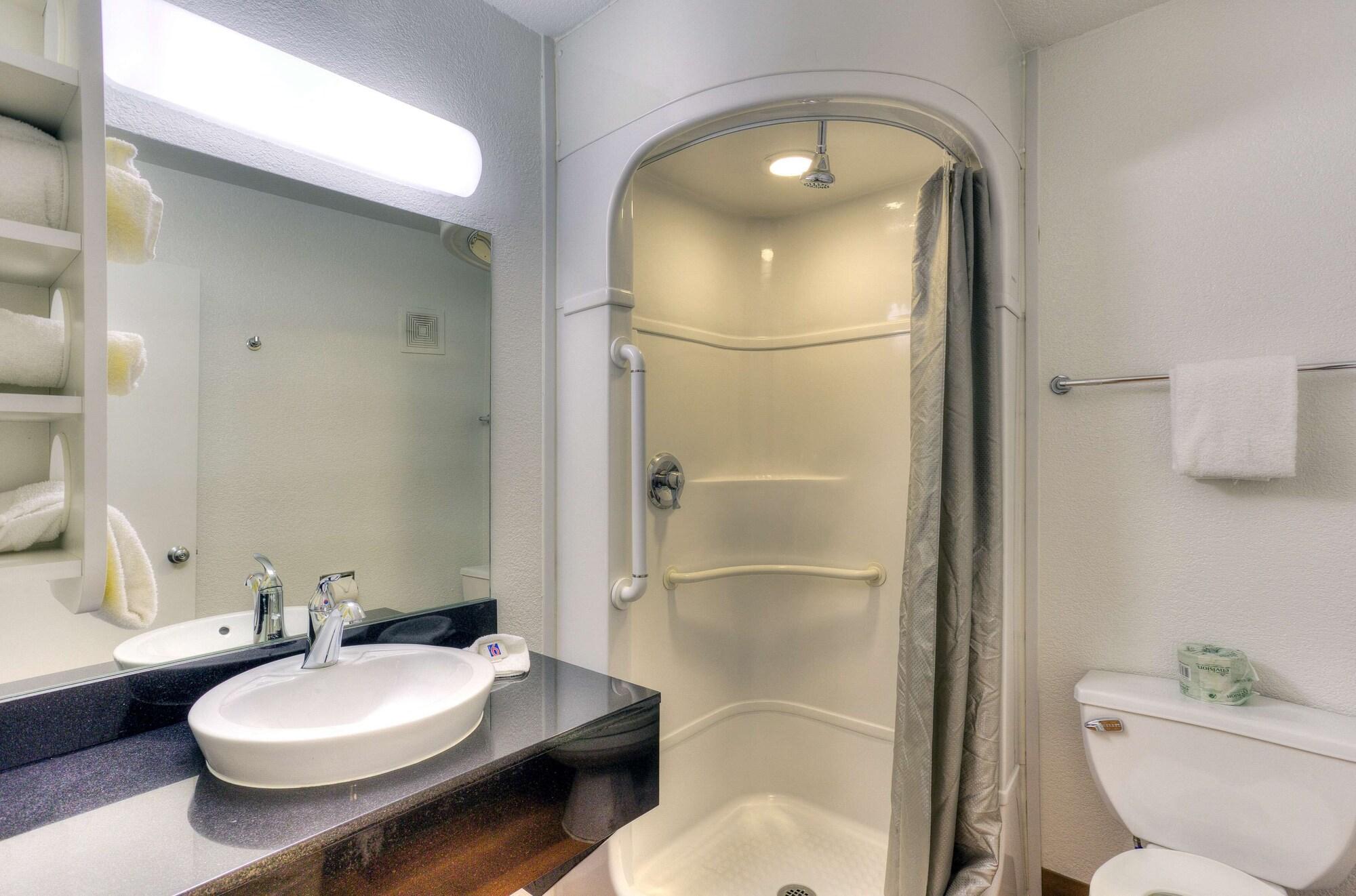 Motel 6-Tigard, Or - Portland South - Lake Oswego Экстерьер фото