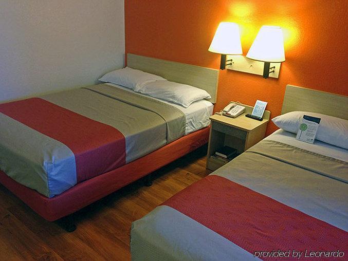 Motel 6-Tigard, Or - Portland South - Lake Oswego Экстерьер фото