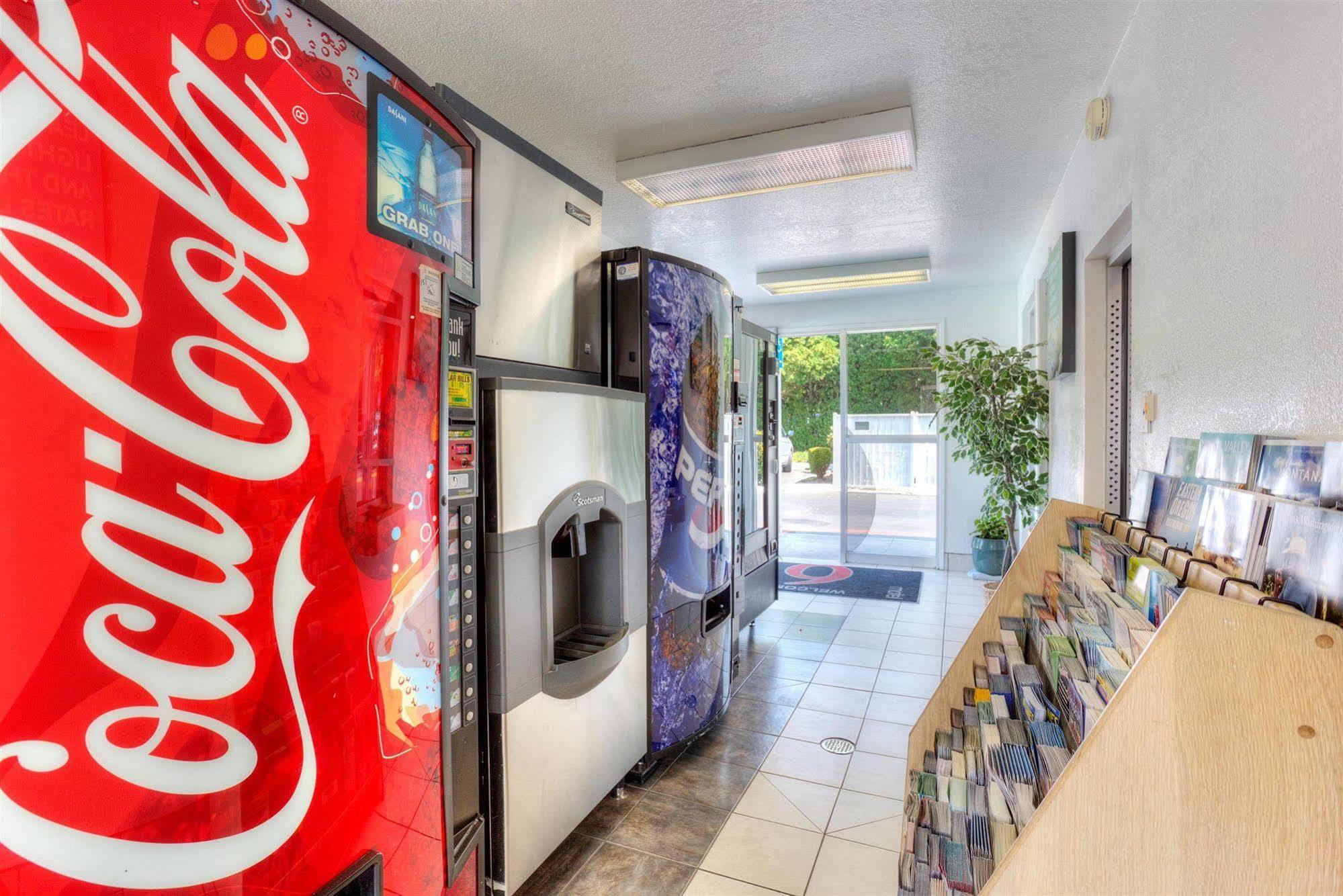 Motel 6-Tigard, Or - Portland South - Lake Oswego Экстерьер фото