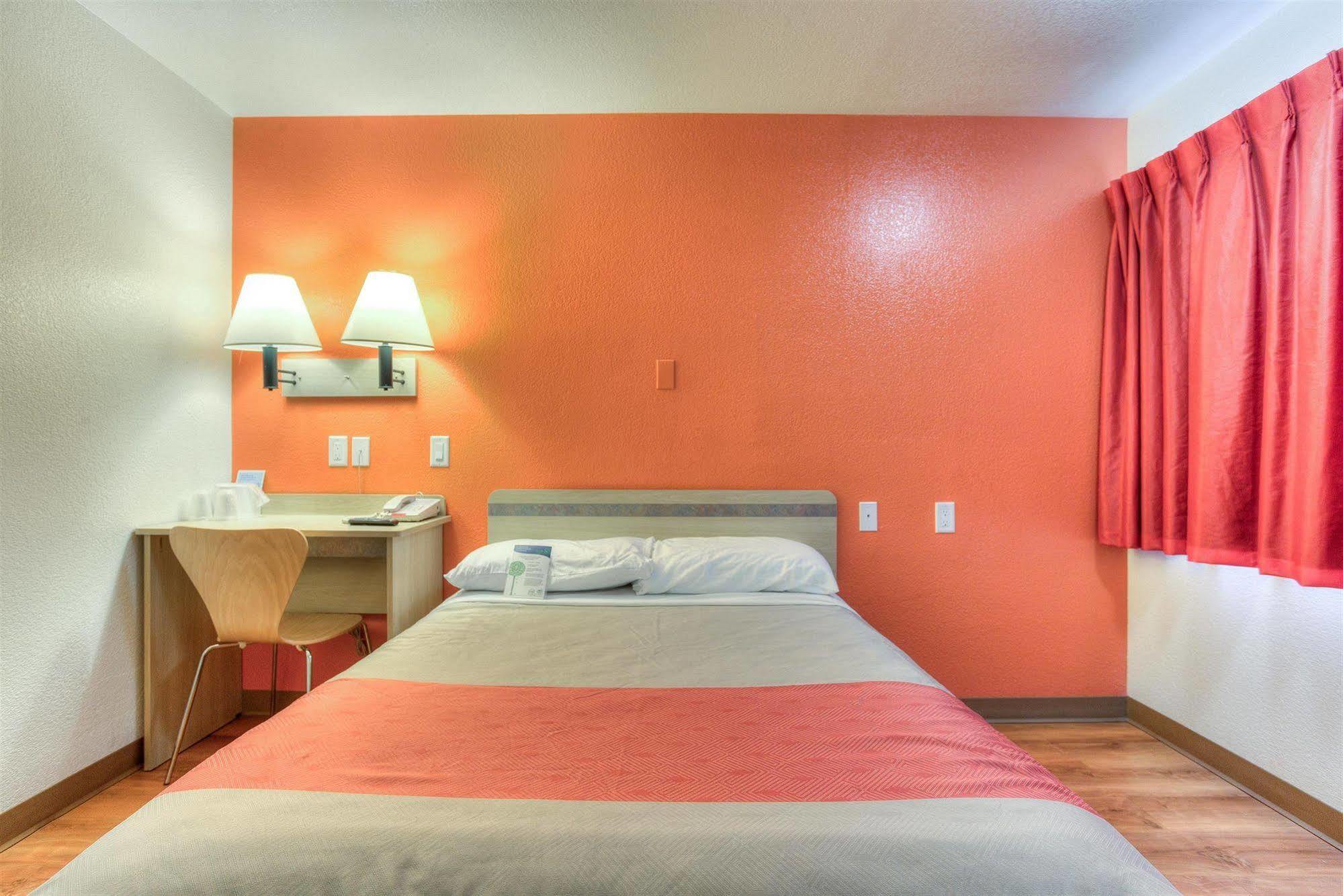 Motel 6-Tigard, Or - Portland South - Lake Oswego Экстерьер фото
