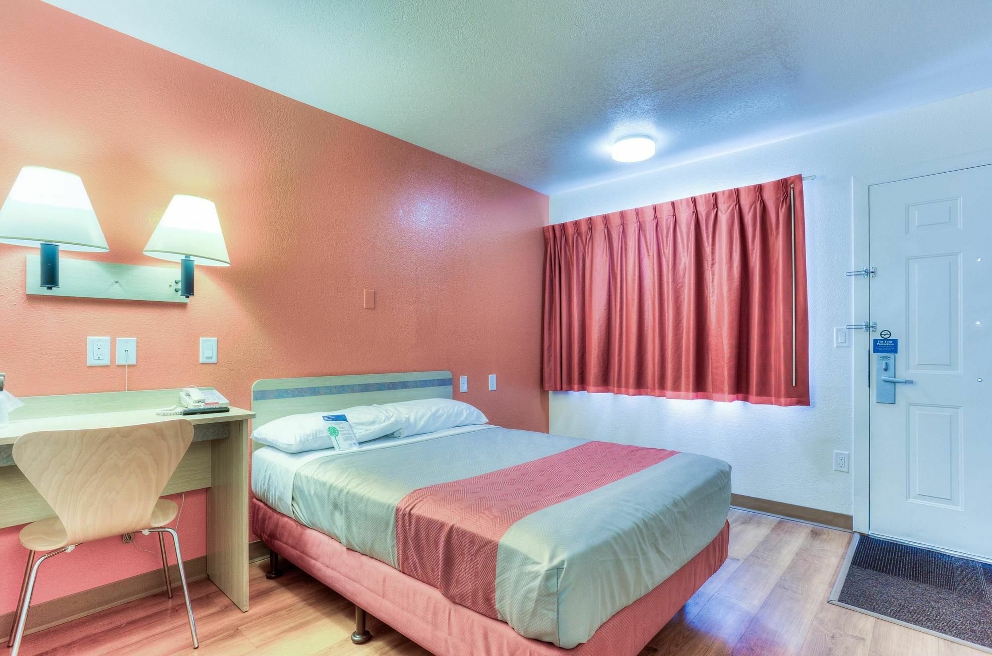 Motel 6-Tigard, Or - Portland South - Lake Oswego Экстерьер фото