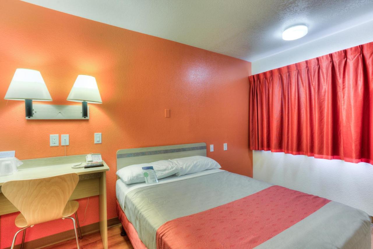 Motel 6-Tigard, Or - Portland South - Lake Oswego Экстерьер фото